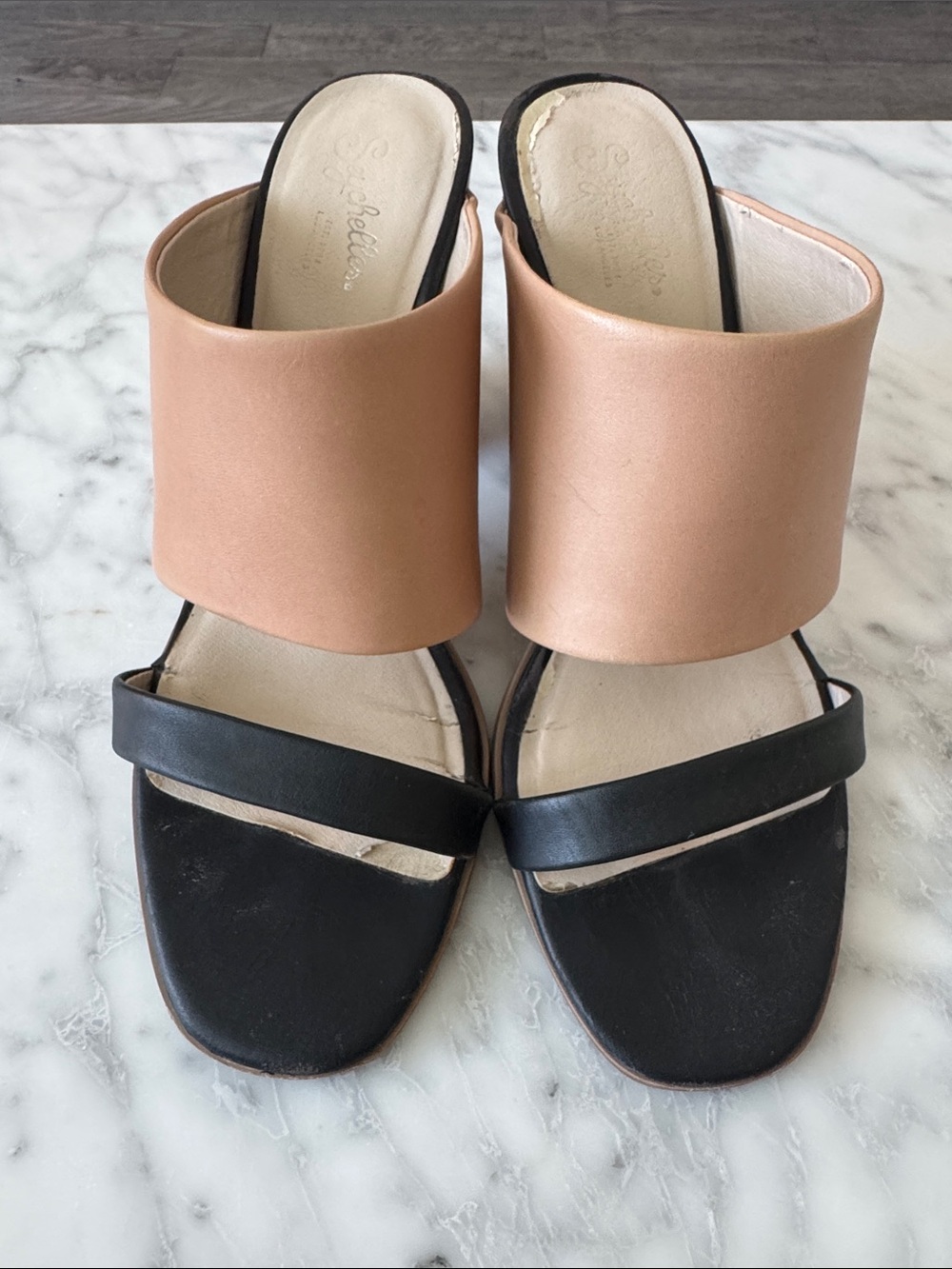🌼SEYCHELLES🌼 Black and Nude Wooden Block Heels